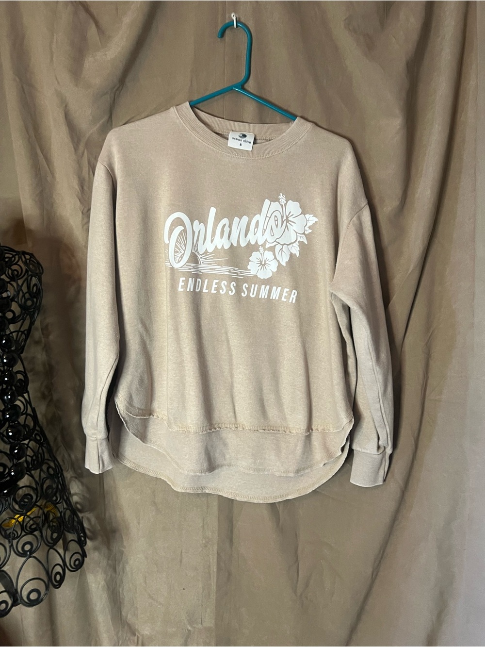 Ocean Drive Beige Crewneck Sweatshirt with White 'Orlando' Graphic